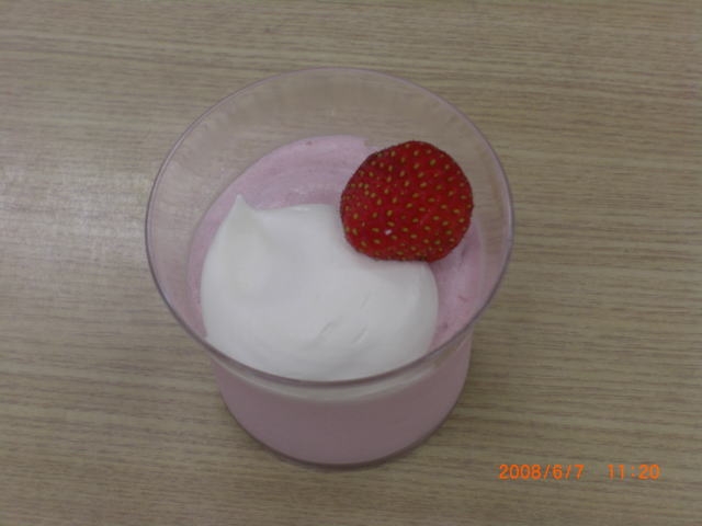 イチゴのムース