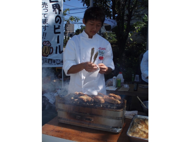 出店は初挑戦の佐々木拓人氏