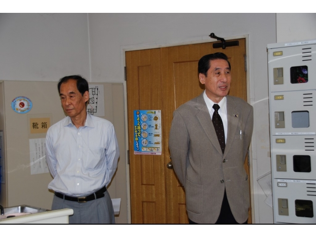 向かって右が大津支部長、左が幹事の橋本氏