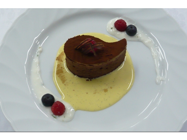 チョコレートのビスキーと木苺の香り