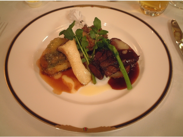 Crépinette de Caille rôti et Langue de boeuf braisé au radis japonais