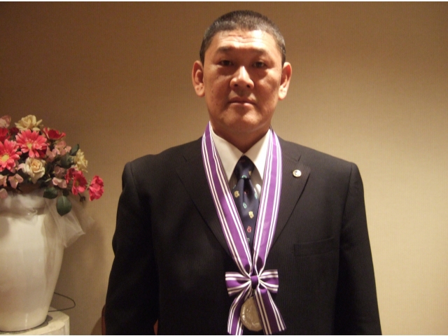 増子　勝美氏