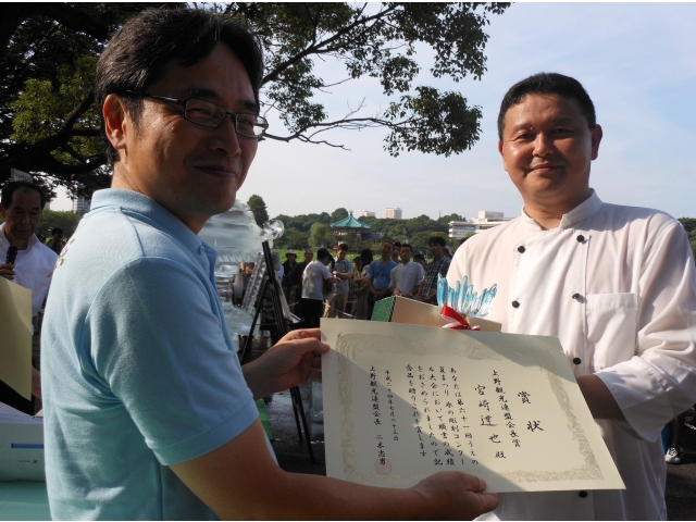 上野観光連盟賞の宮崎達也さん