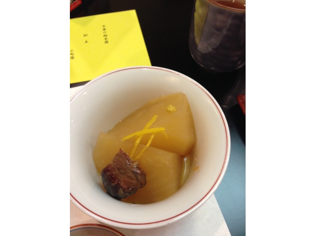 梅を効かせた大根の柔らか煮