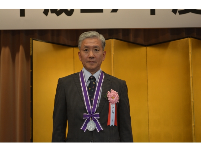 小島　淳氏