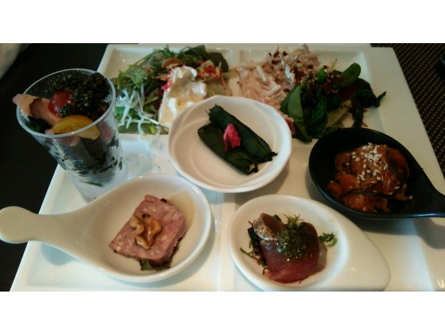 昼食会