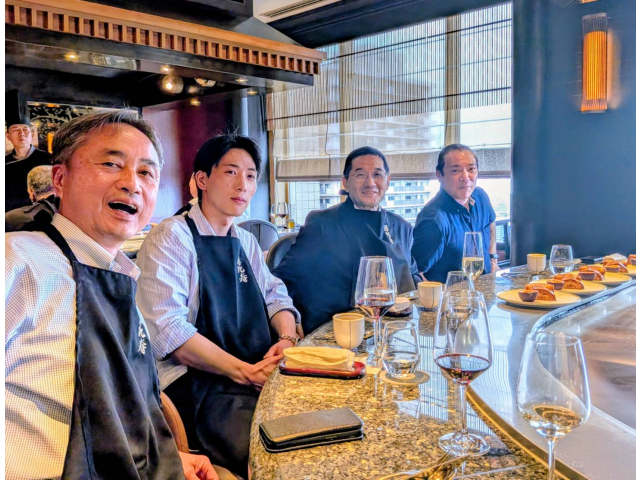 お肉の美味しさを堪能中