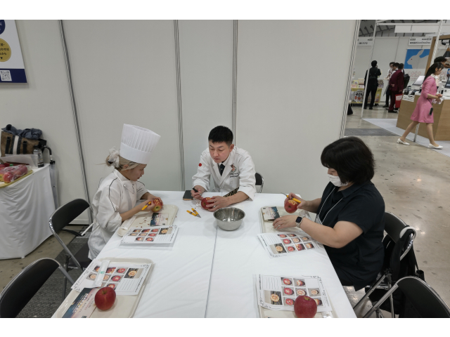 9月30日の講師BUTAI 高輪ゲートウェイ店　関口さん(シェフズカービング講師)