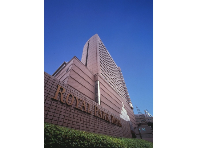 ロイヤルパークホテル