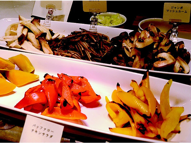 付け合わせで野菜がたっぷり摂れる