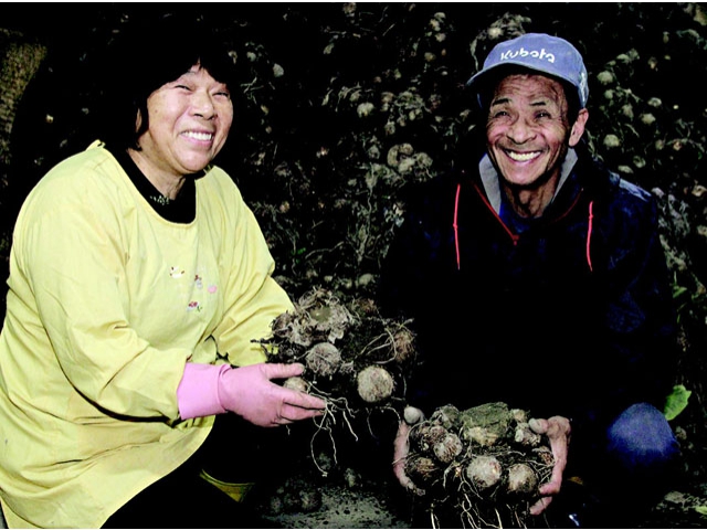 門前重夫さん、花子さん
