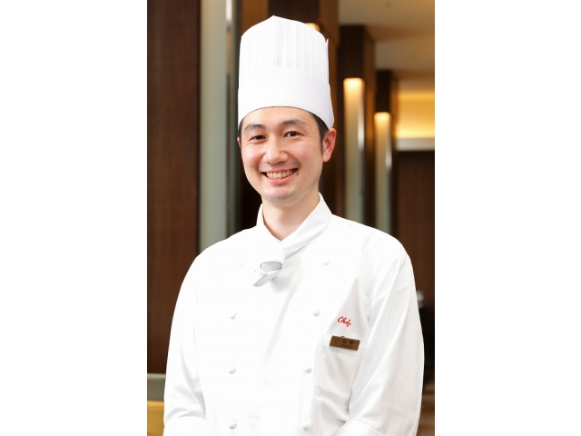 星野　義明			